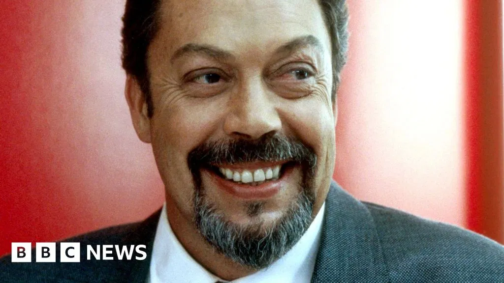 Who Was Tim Curry? His Iconic Roles and Legacy