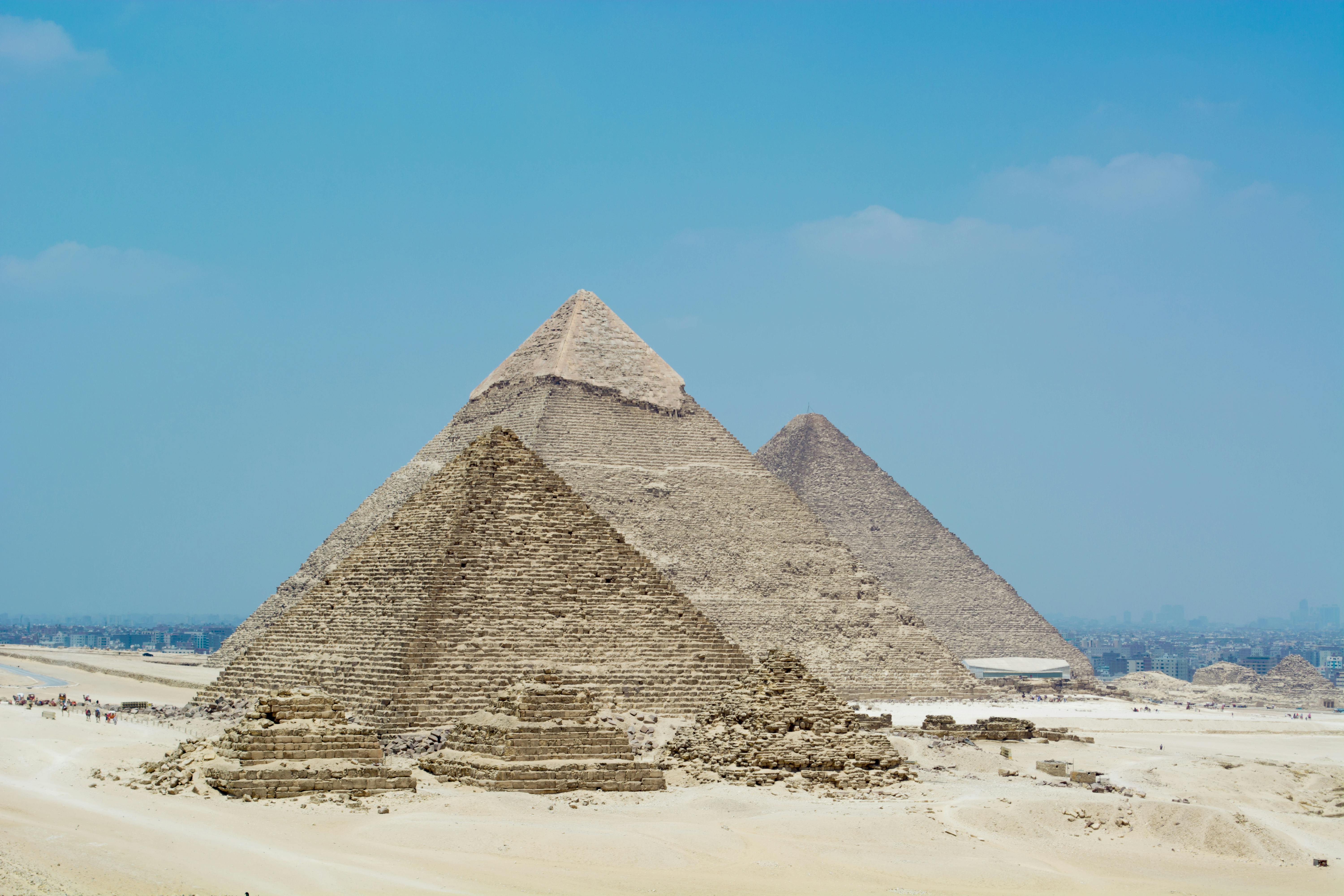 the top 10 most interesting facts about pyramids of giza_4b59ed70 1147 4284 b56a b3236fe2afac