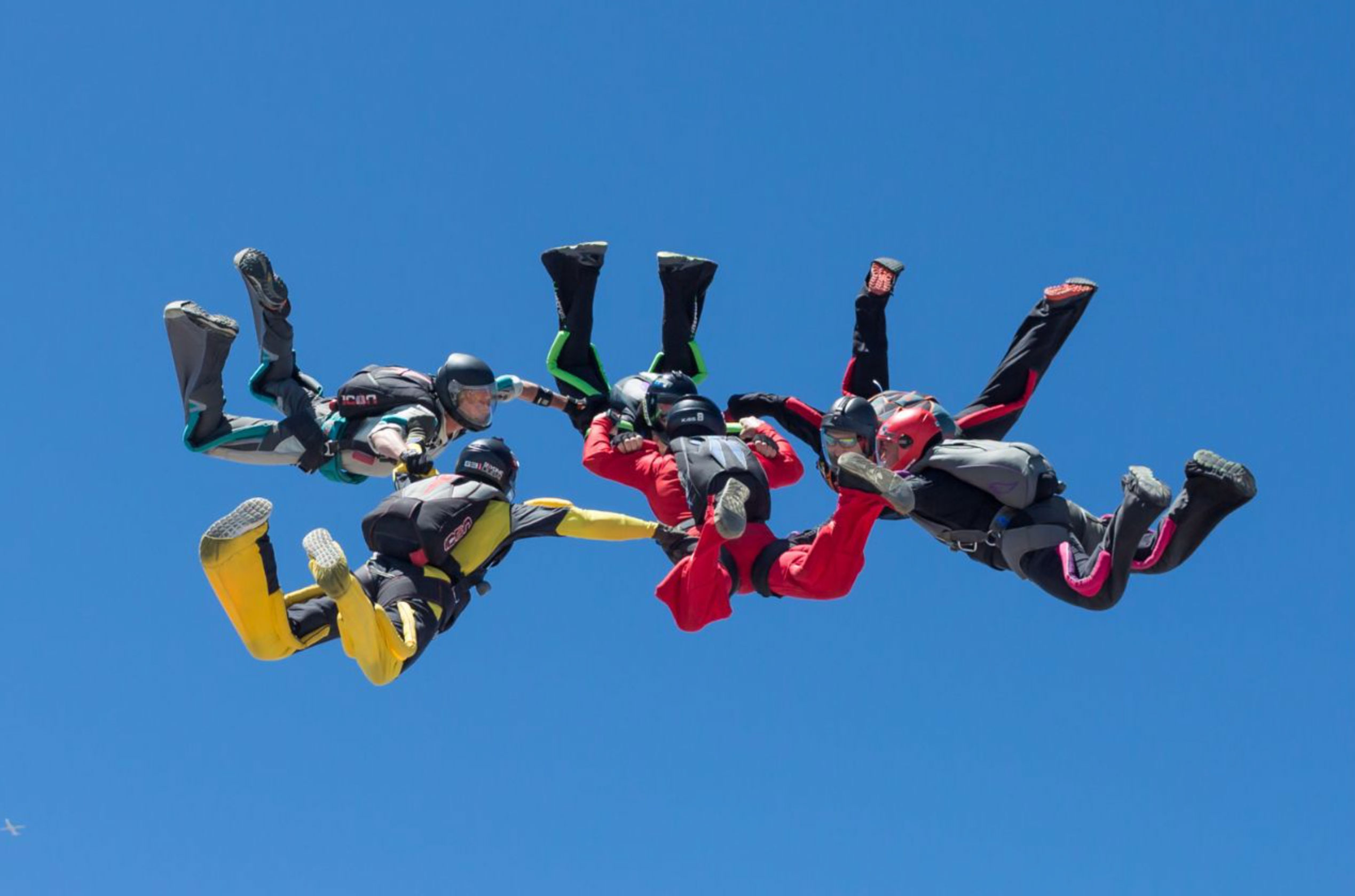 how fast do you fall when skydiving_510ccea3 e177 4ce6 b853 90e9de851cb4