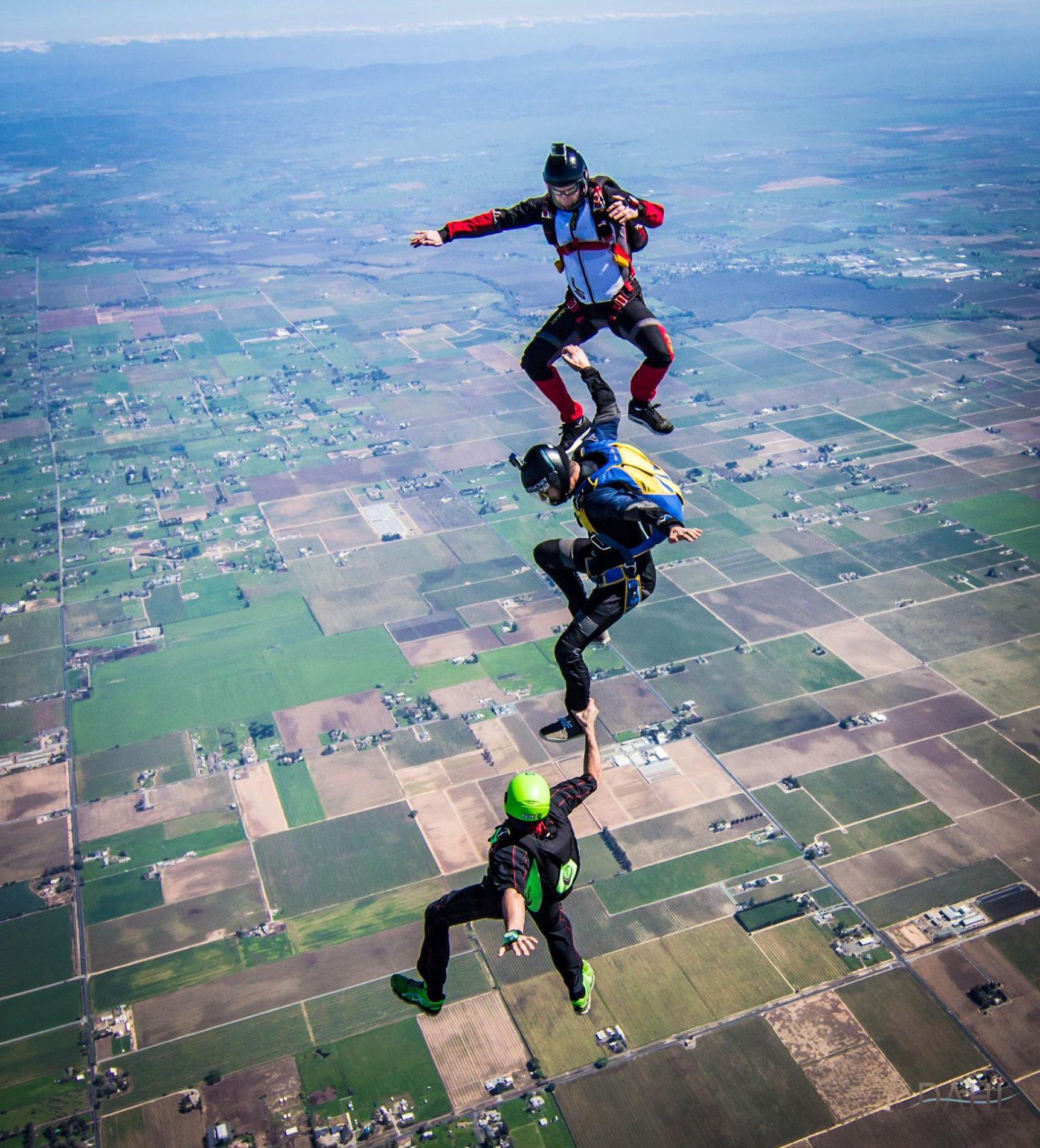 how fast do you fall when skydiving_9995a0b7 f7d2 4c9e a990 17ba4a3c648a