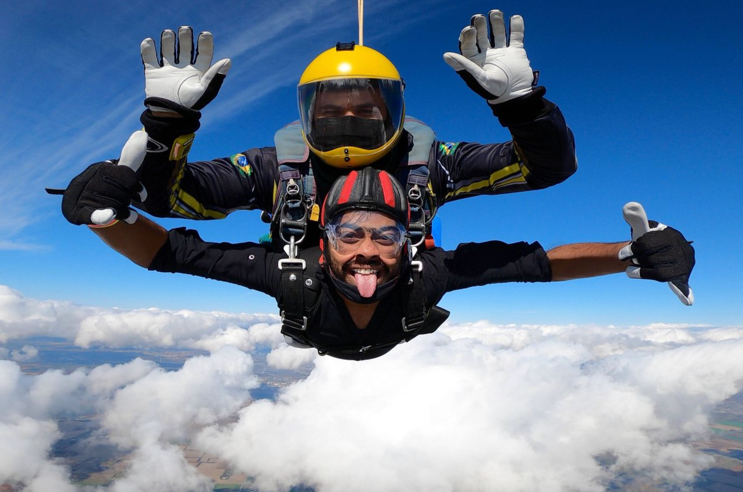 how fast do you fall when skydiving_b2bb19a9 1a14 4073 b66f 63a42644fc7d