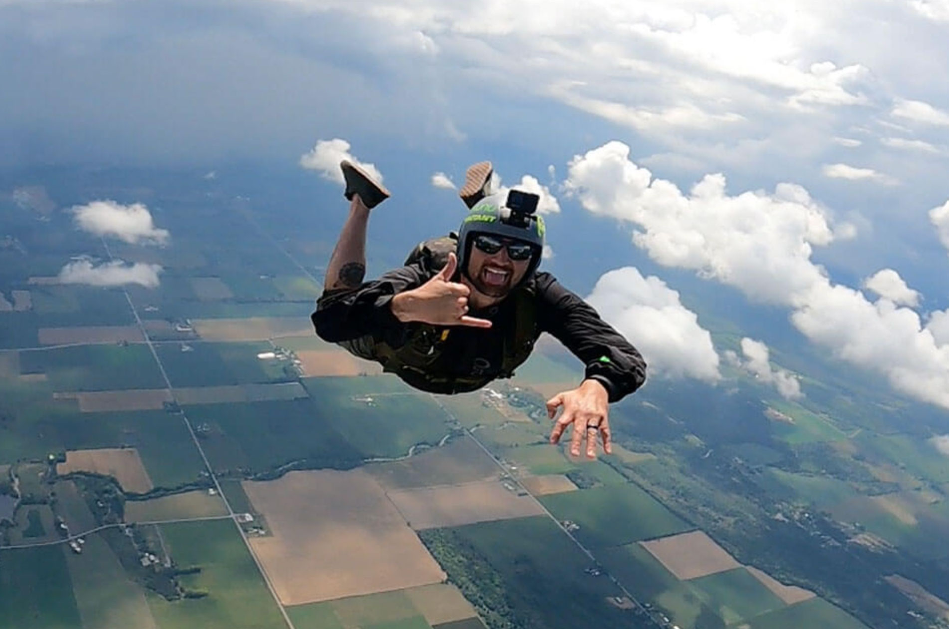 how fast do you fall when skydiving_cc82fd54 be59 4185 addb a762fd092fdb