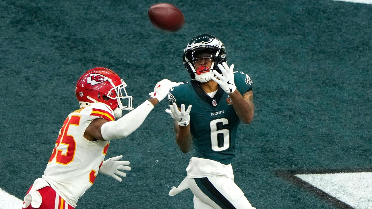 How the NFL Playoffs Work: Schedule, Format, and Qualification Explained